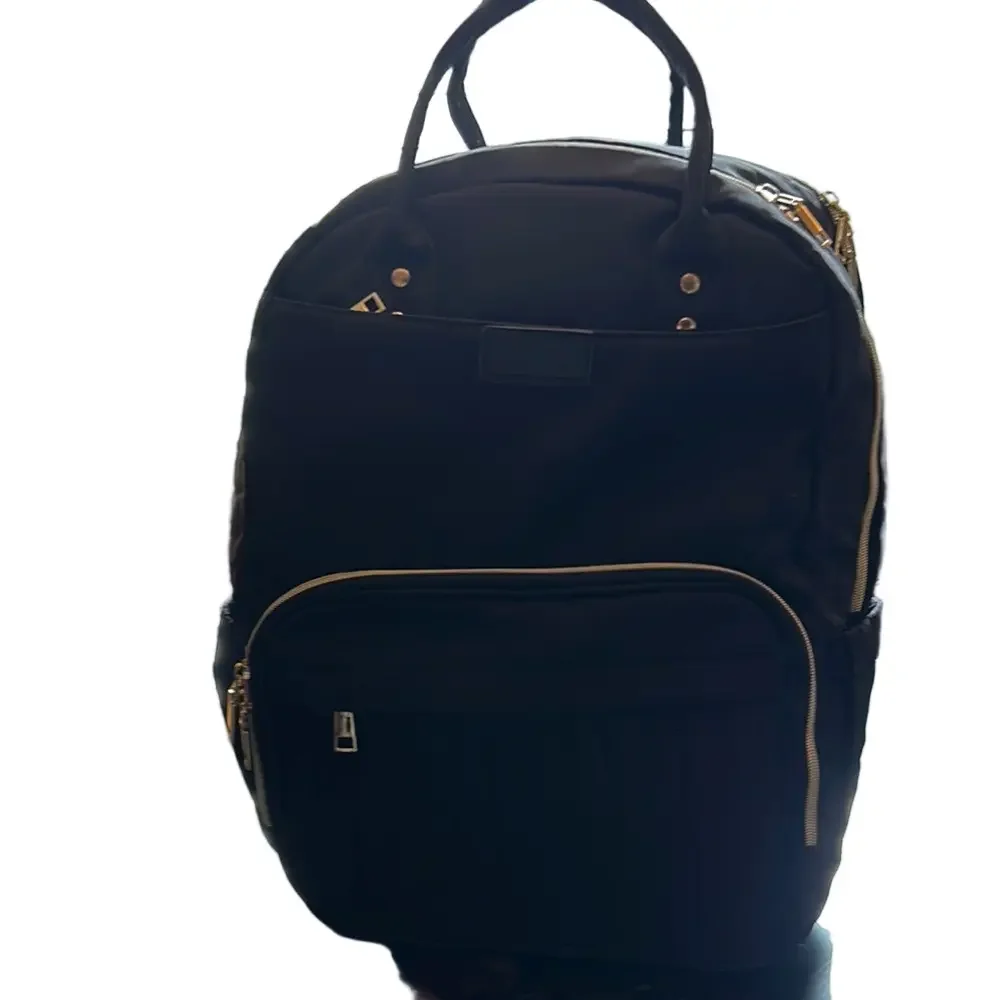 Backpack: computer/ I pad. Work /college 15.6 inch laptop. Excellent condition.